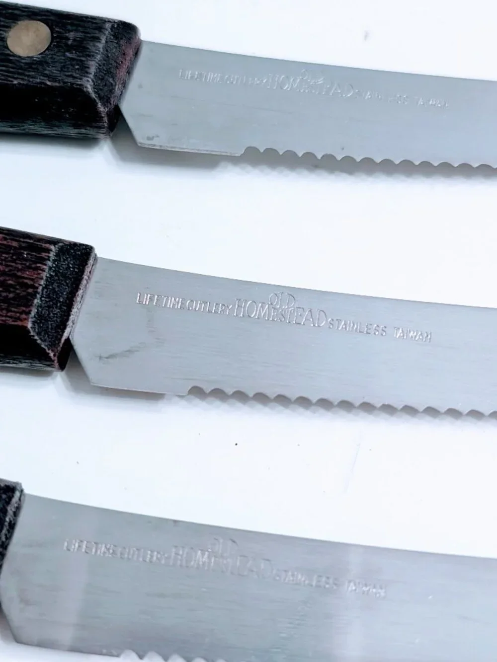 Set of 4 NOS Old Homestead Stainless Steel Serrated Steak Knives 8.25